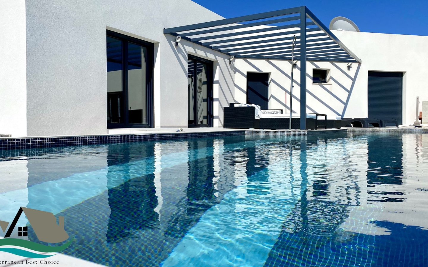 4-bedroom Detached Villa In La Romana, Spain (145 M²)