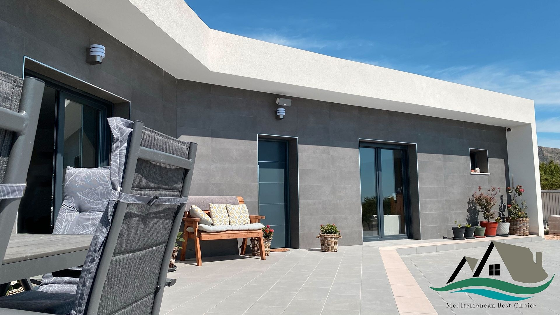 4-bedroom Detached Villa In La Romana, Spain (145 M²)