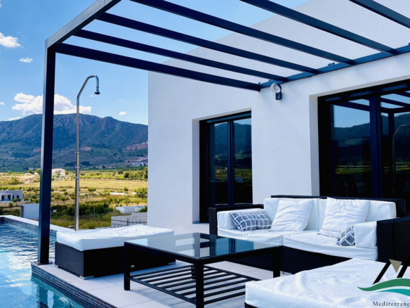 4-bedroom Detached Villa In La Romana, Spain (145 M²)