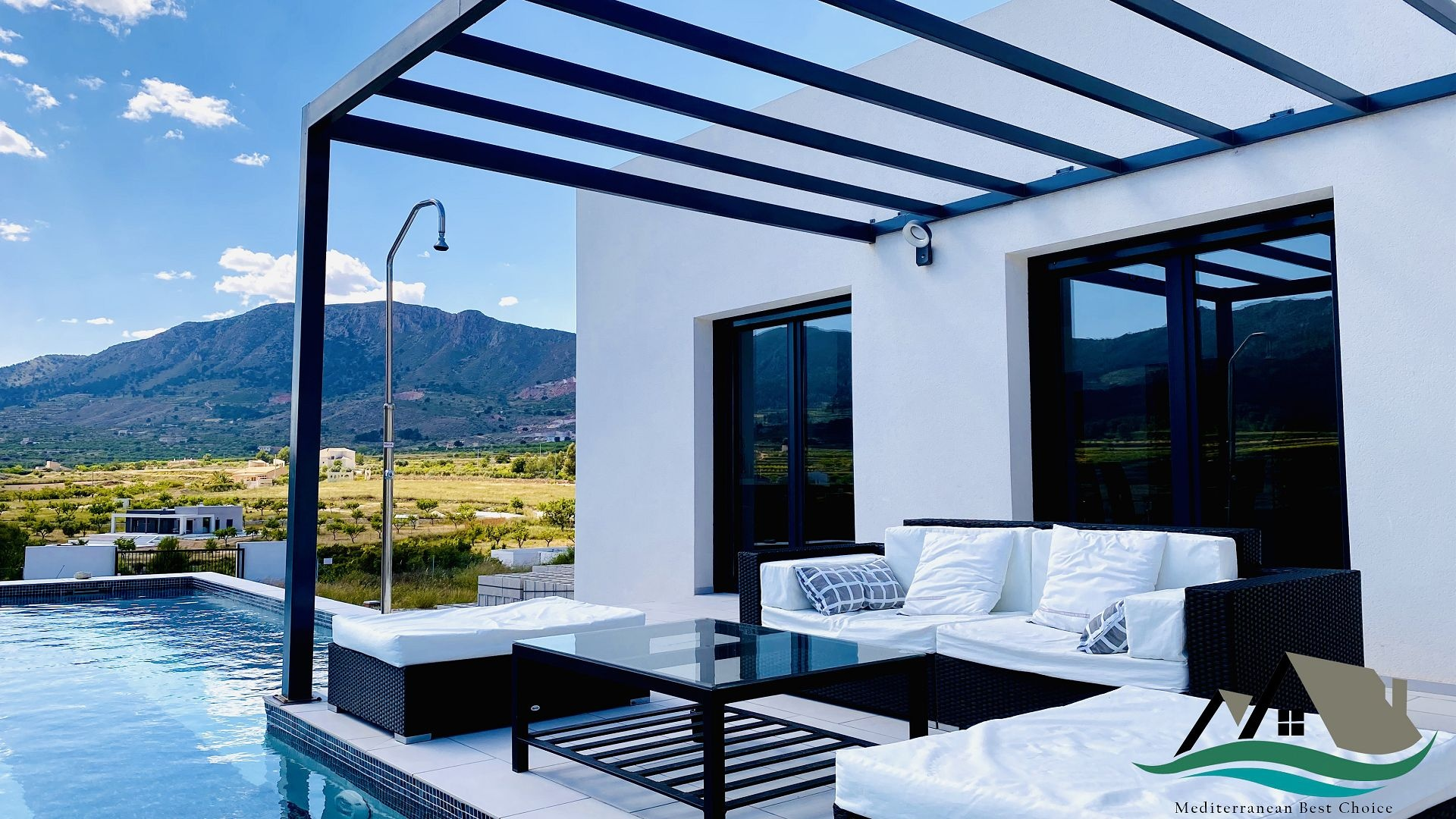 4-bedroom Detached Villa In La Romana, Spain (145 M²)