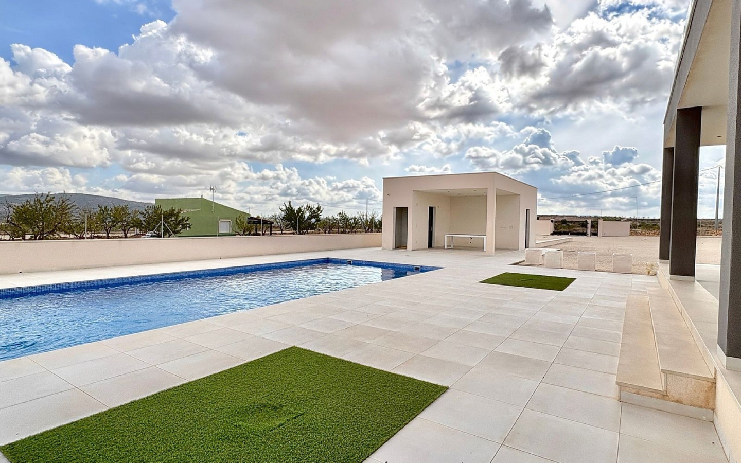 3-bedroom Detached Villa In Pinoso, Spain (150 M²)