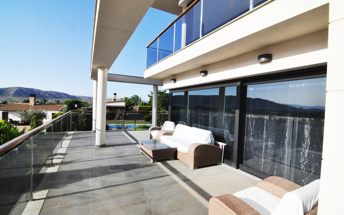 4-bedroom Detached Villa In Villena, Spain (500 M²)