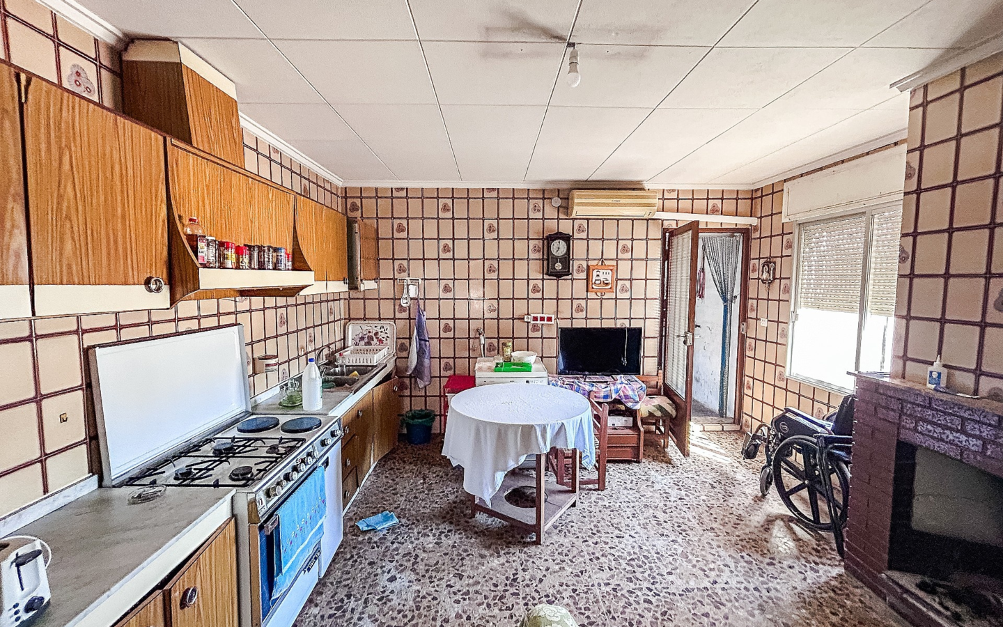 6-bedroom Townhouse In Macisvenda, Spain (353 M²)