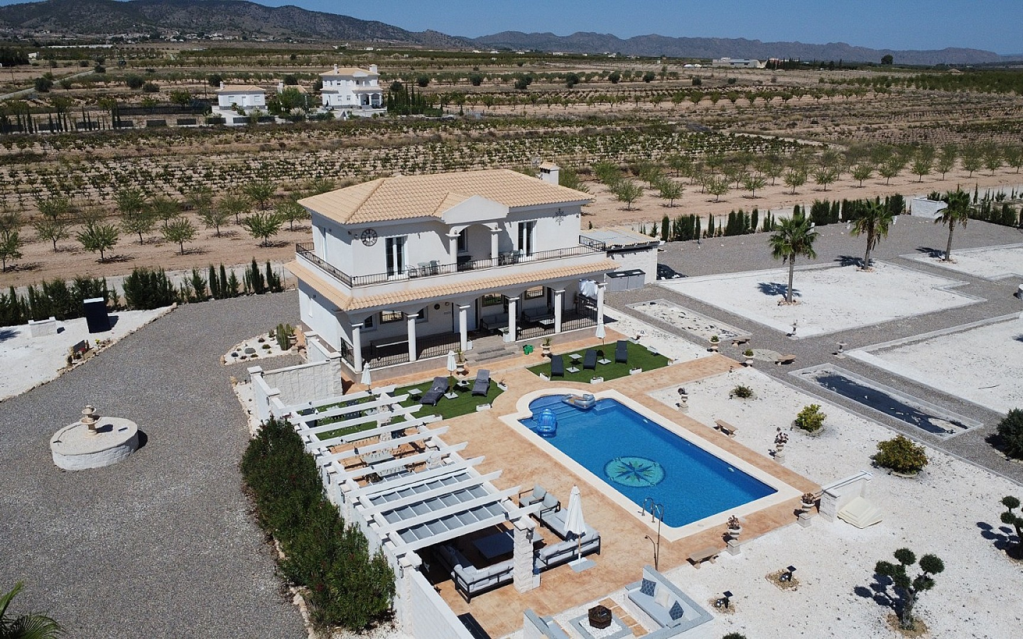 4-bedroom Detached Villa In Pinoso, Spain (195 M²)