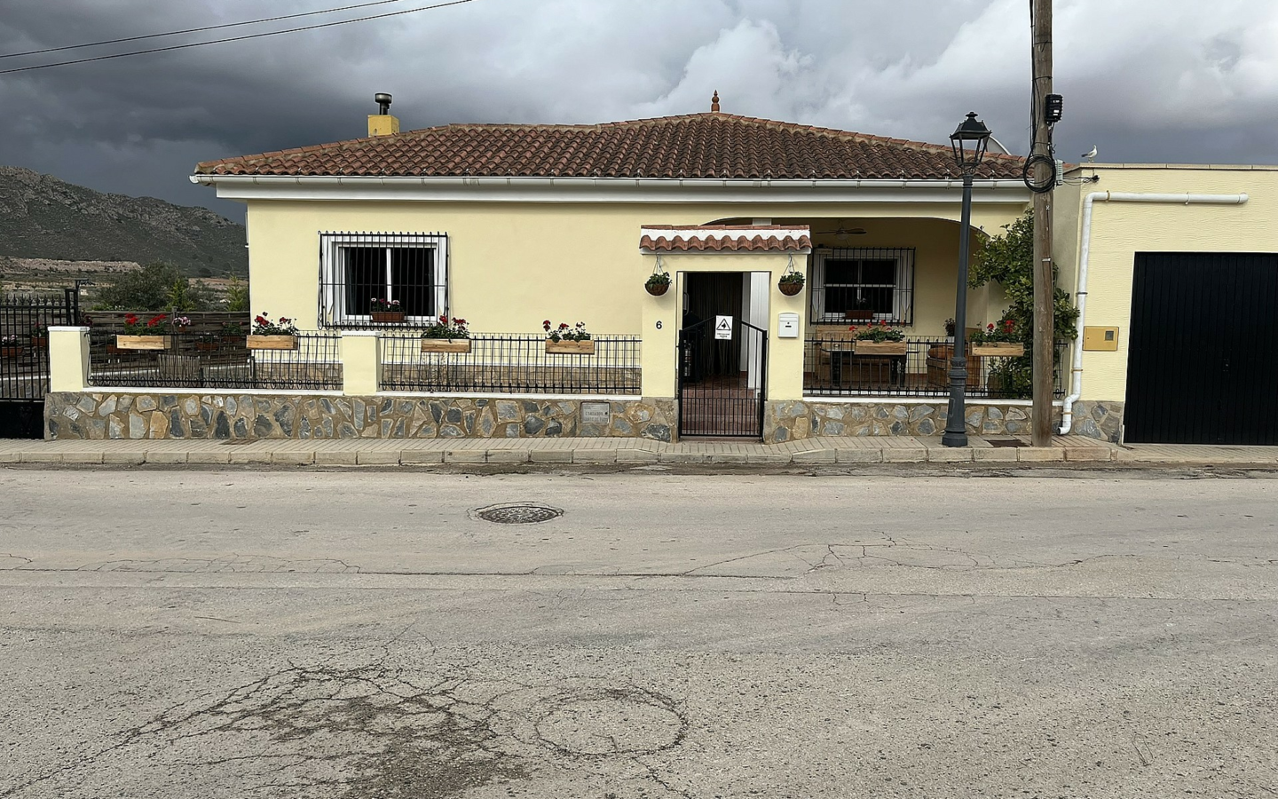 3-bedroom Townhouse In Cañada De La Leña, Spain (165 M²)