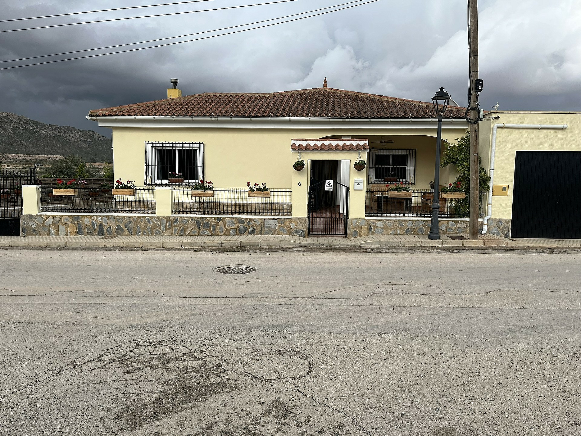 w_awi75roxfd0m0gizbc5z-9d0618 3-bedroom Townhouse In Cañada De La Leña, Spain (165 M²)