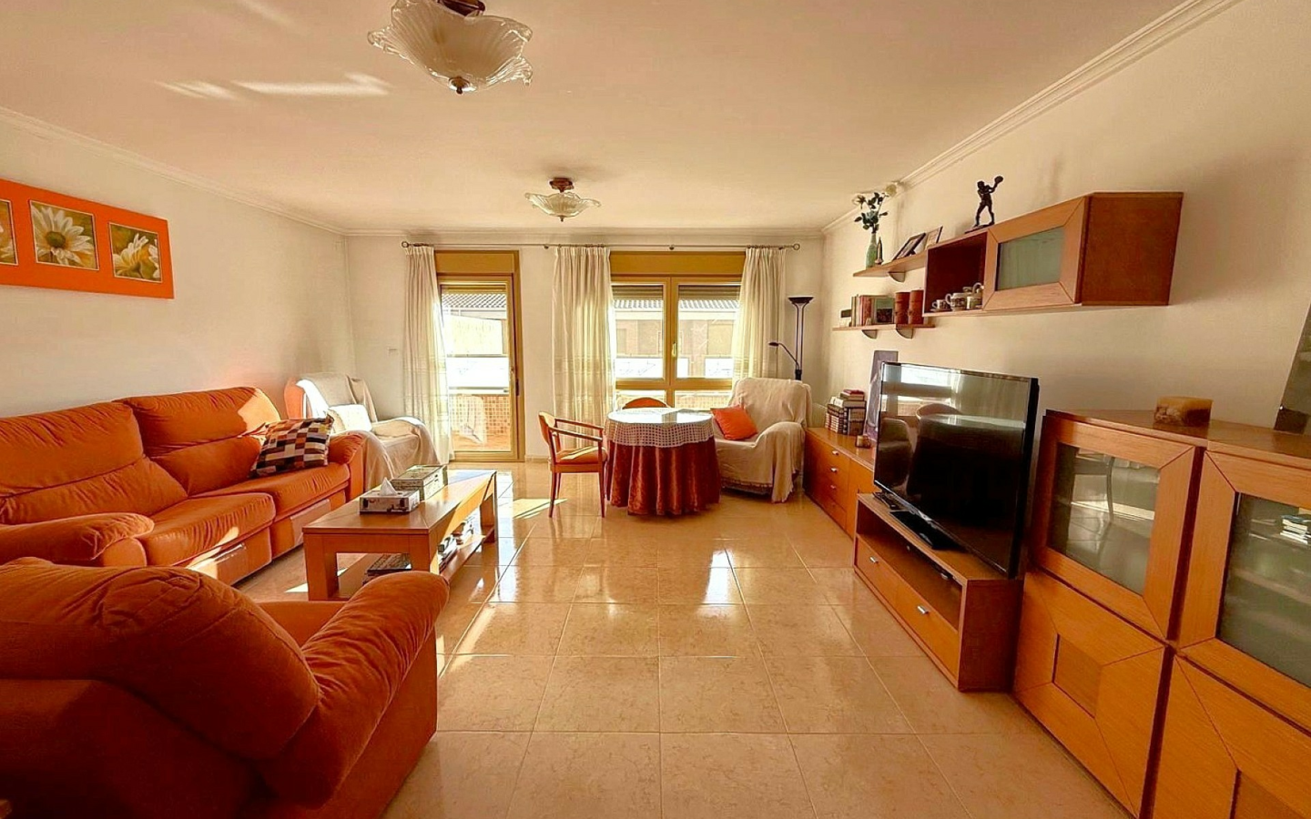 5-bedroom Townhouse In Pinoso, Spain (800 M²)