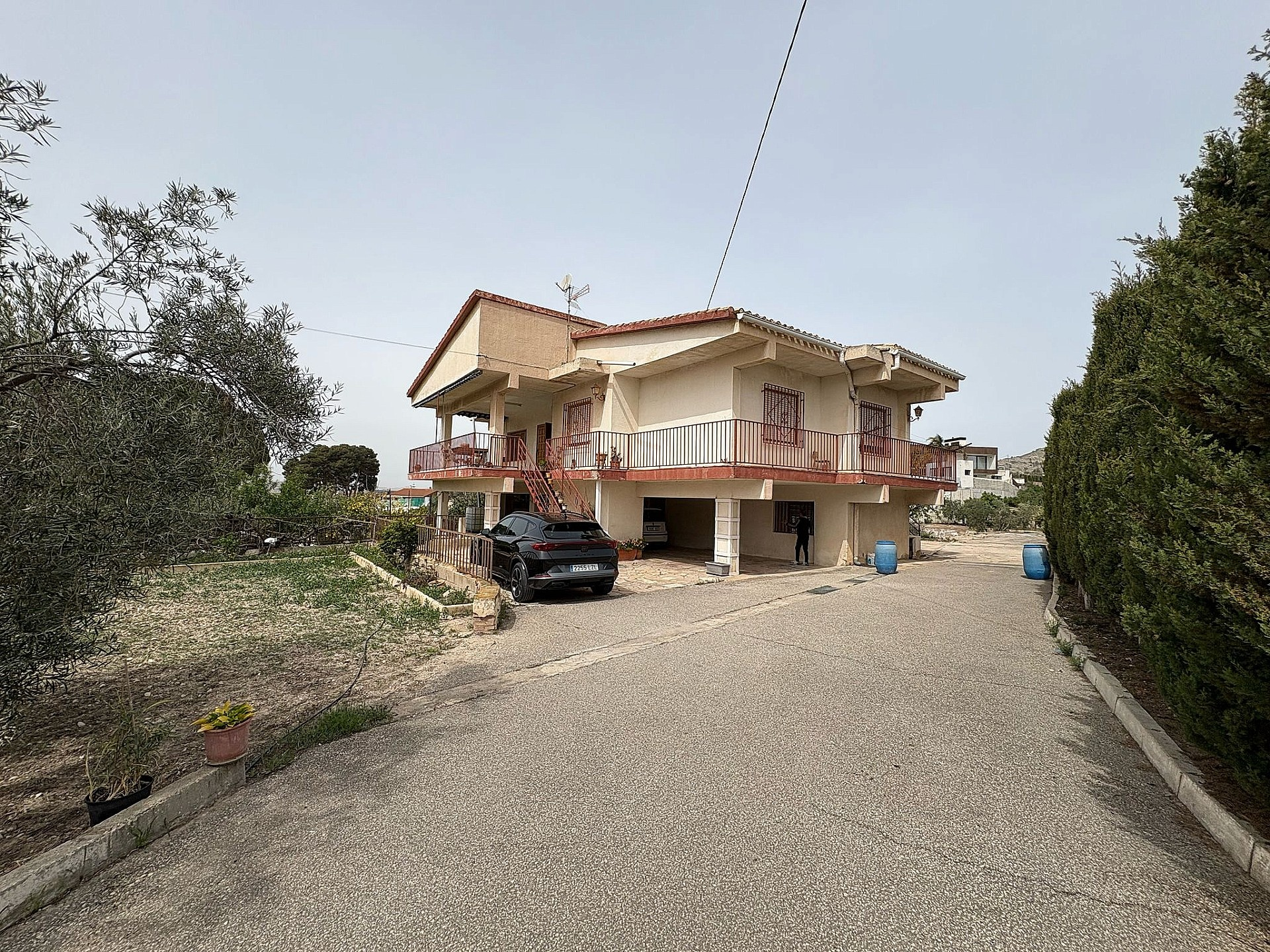 4-bedroom Country House In Petrer, Spain (290 M²)
