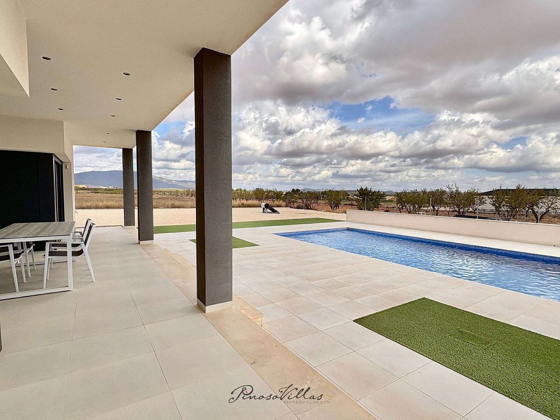 w_bk763omy5ua7xzyvdf4b-a7bf06 3-bedroom Detached Villa In Pinoso, Spain (150 M²)