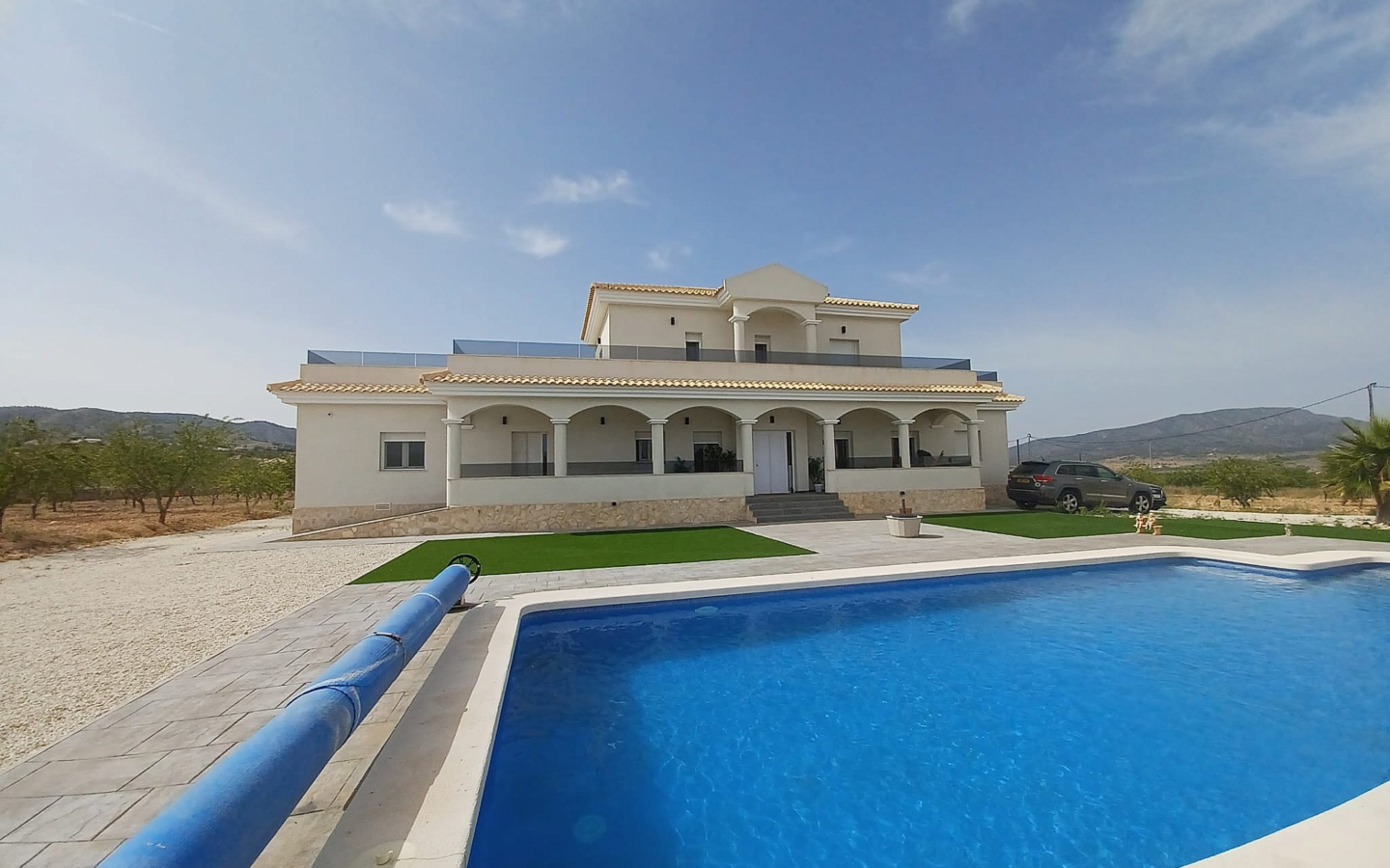 6-bedroom Detached Villa In Pinoso, Spain (313 M²)