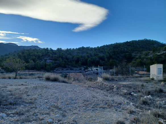 3-bedroom Country House In La Zarza, Spain (182 M²)