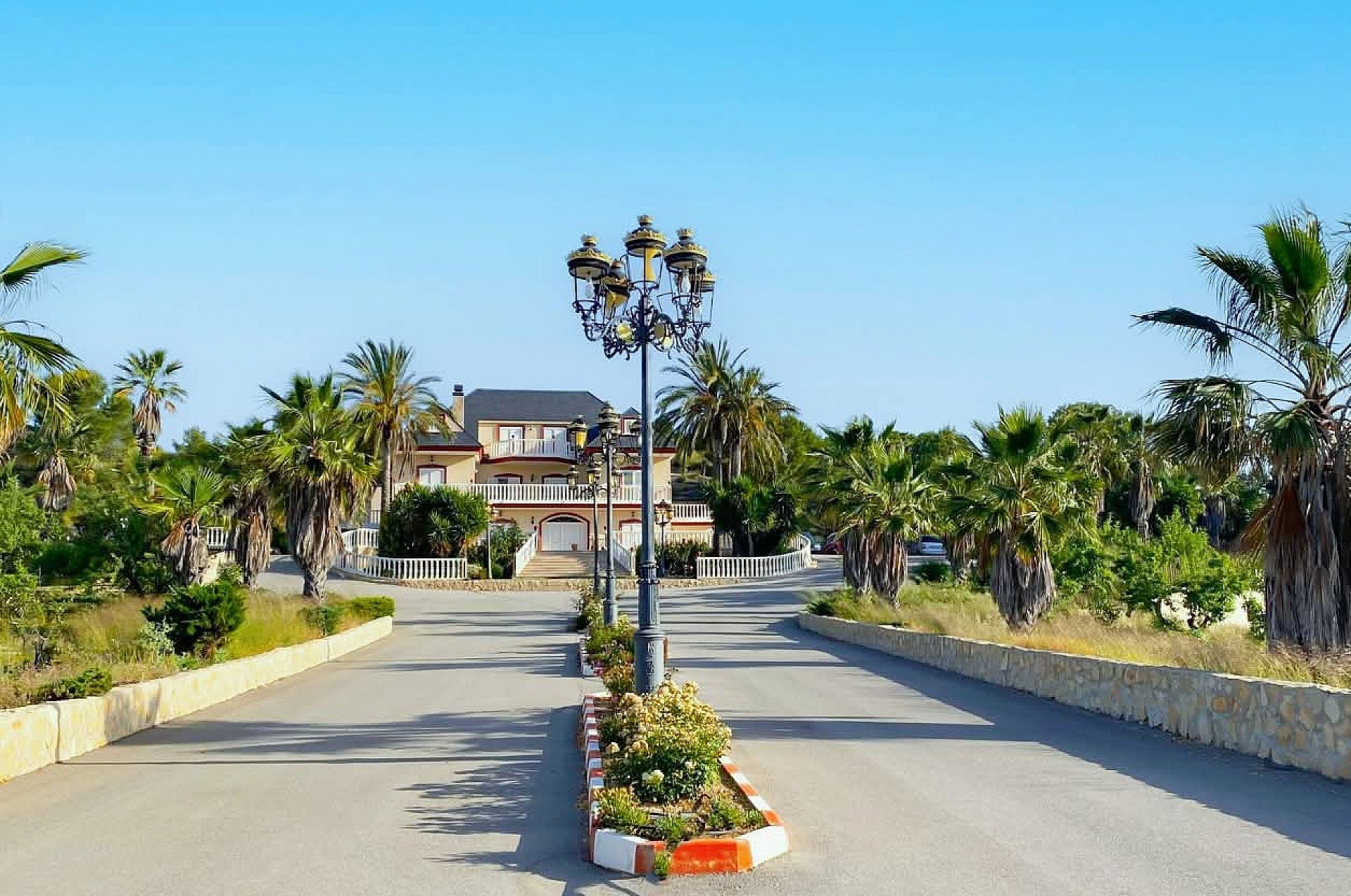 w_c6jp0kjdb0bgoj26tfrn-accad7 8-bedroom Country House In Jumilla, Spain (1.651 M²)