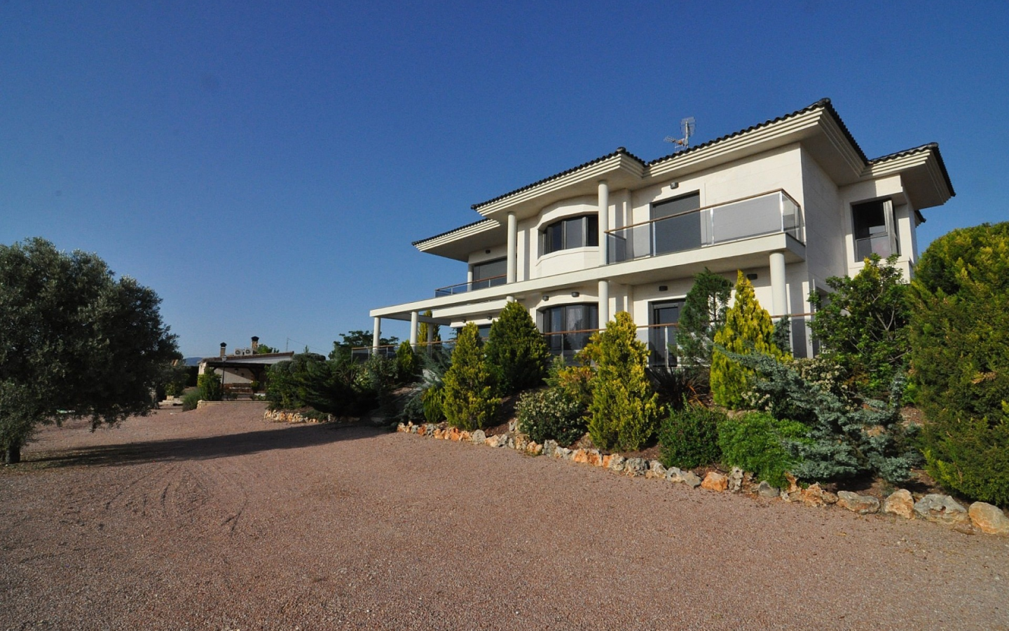 4-bedroom Detached Villa In Villena, Spain (500 M²)