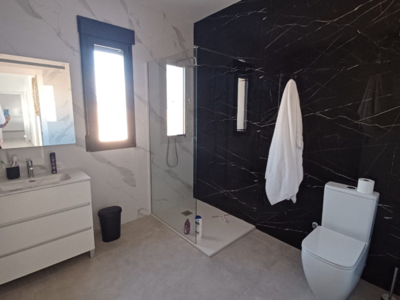 3-bedroom Detached Villa In Pinoso, Spain (160 M²)