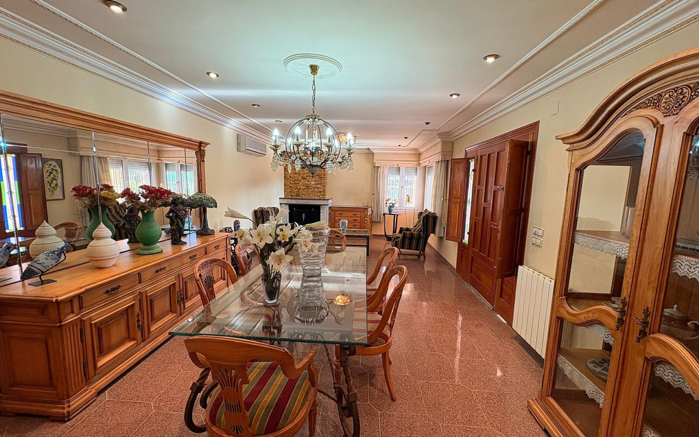 3-bedroom Detached Villa In Sax, Spain (230 M²)