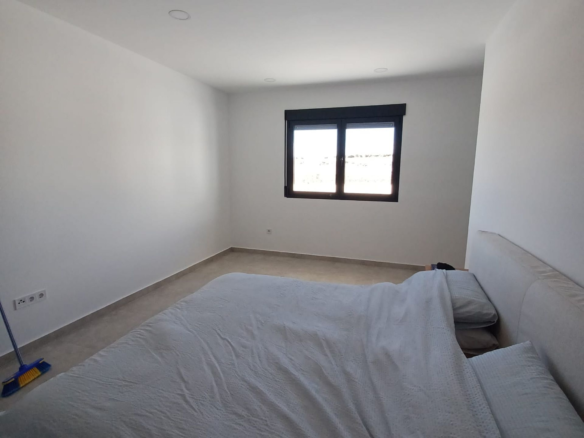 3-bedroom Detached Villa In Pinoso, Spain (160 M²)