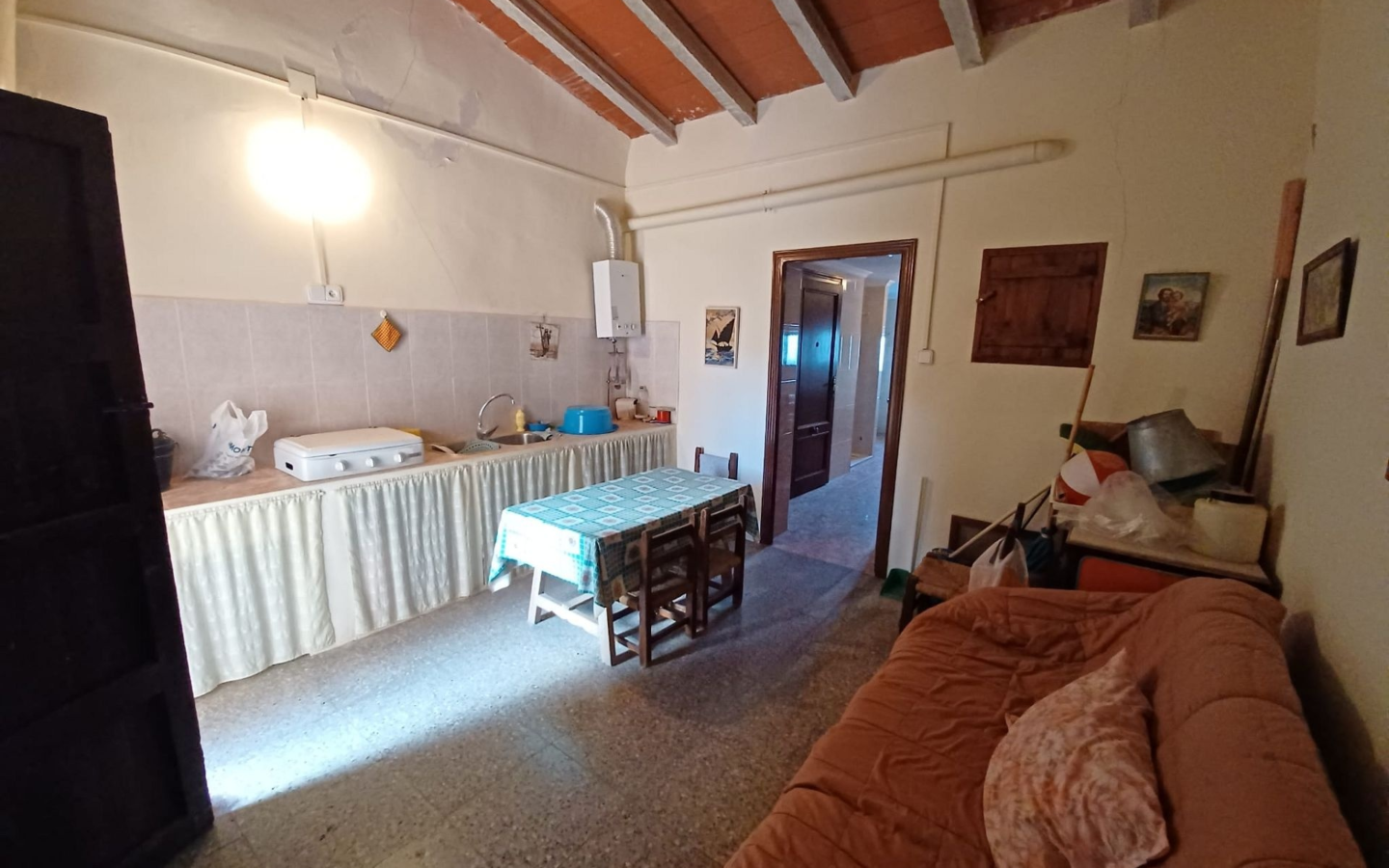 3-bedroom Country House In La Zarza, Spain (182 M²)
