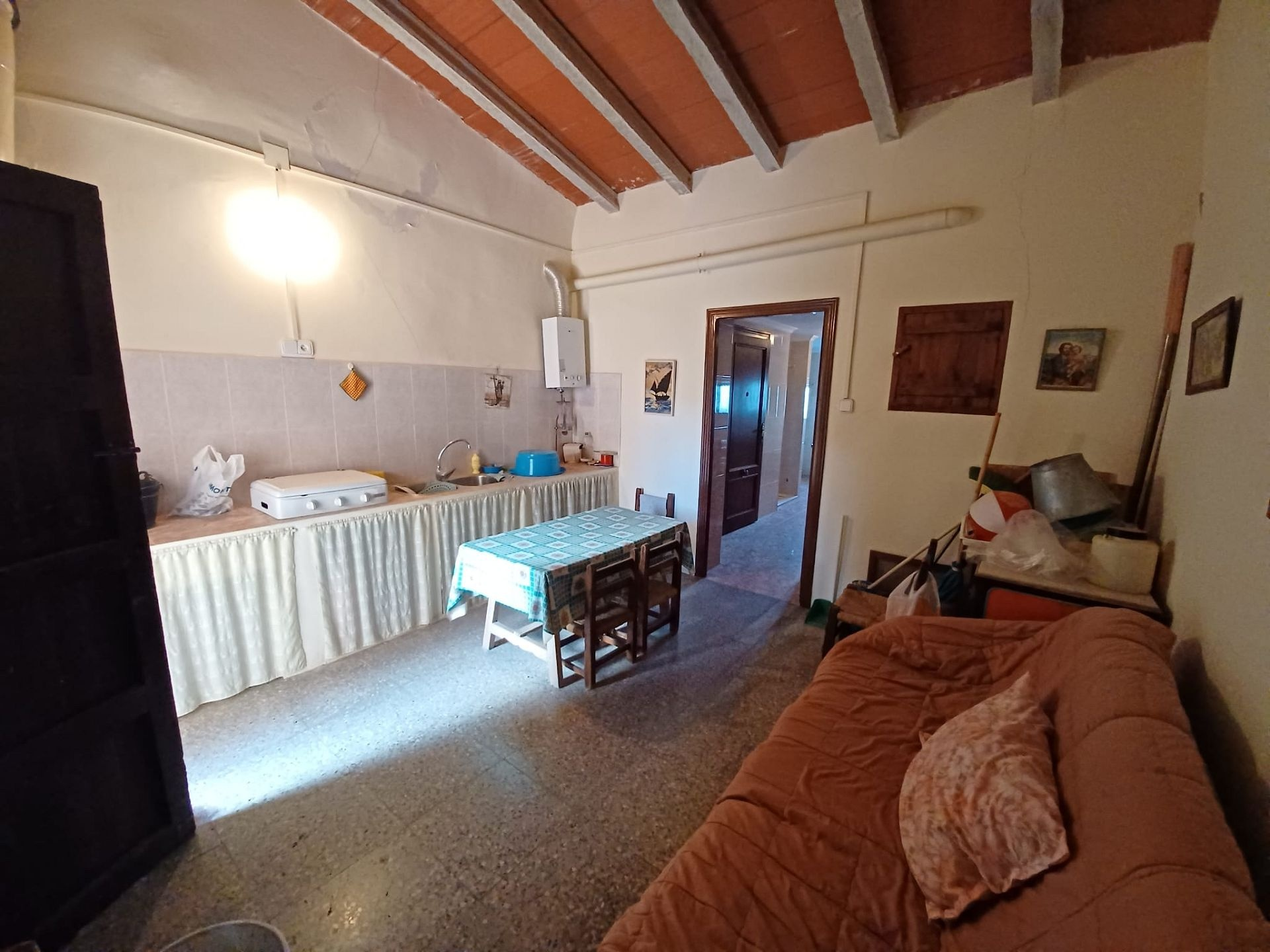 3-bedroom Country House In La Zarza, Spain (182 M²)