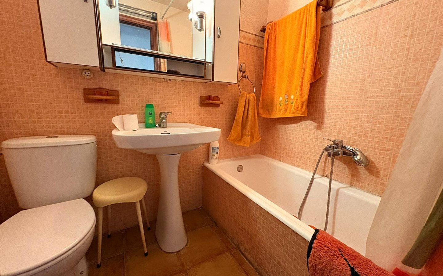 3-bedroom Apartment In Onil, Spain (125 M²)
