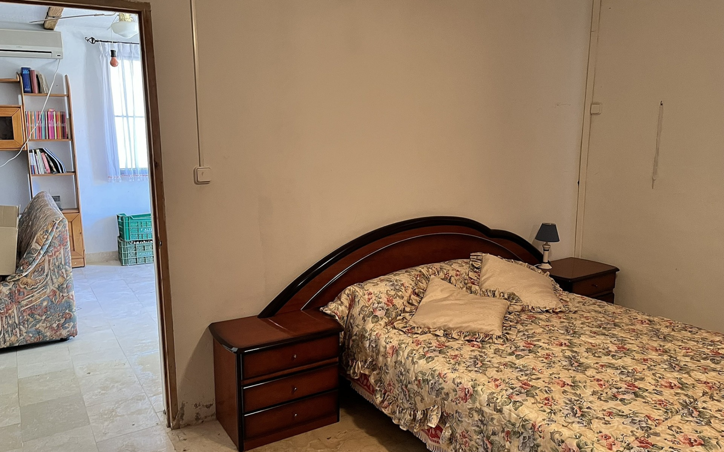 4-bedroom Country House In El Cantón, Spain (138 M²)