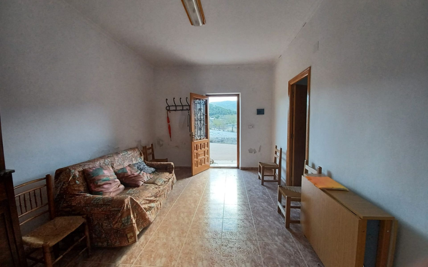 3-bedroom Country House In La Zarza, Spain (182 M²)