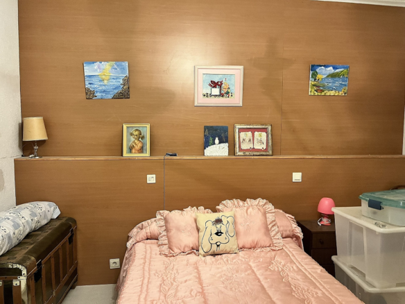 4-bedroom Country House In El Cantón, Spain (138 M²)
