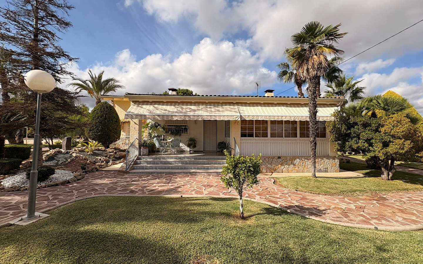 4-bedroom Detached Villa In Monovar, Spain (366 M²)