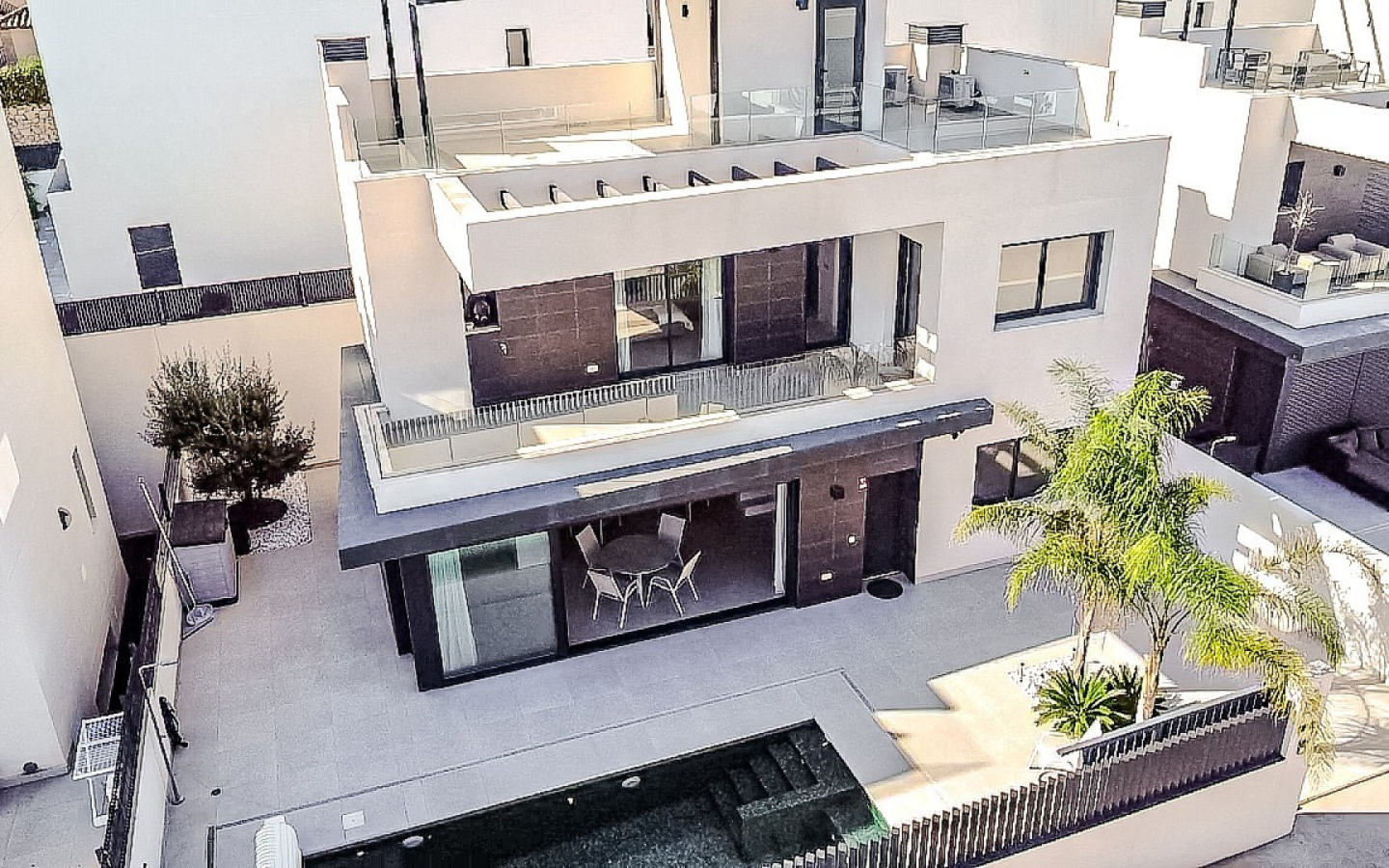5-bedroom Detached Villa In Algorfa, Spain (198 M²)