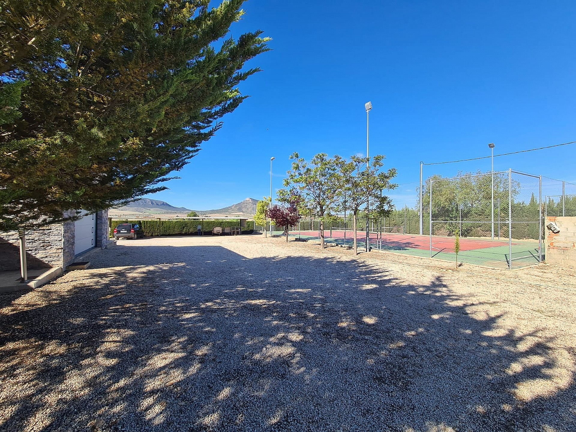 w_fpsxp8kphsf5wmmxeymf-8ae456 5-bedroom Detached Villa In Yecla, Spain (332 M²)