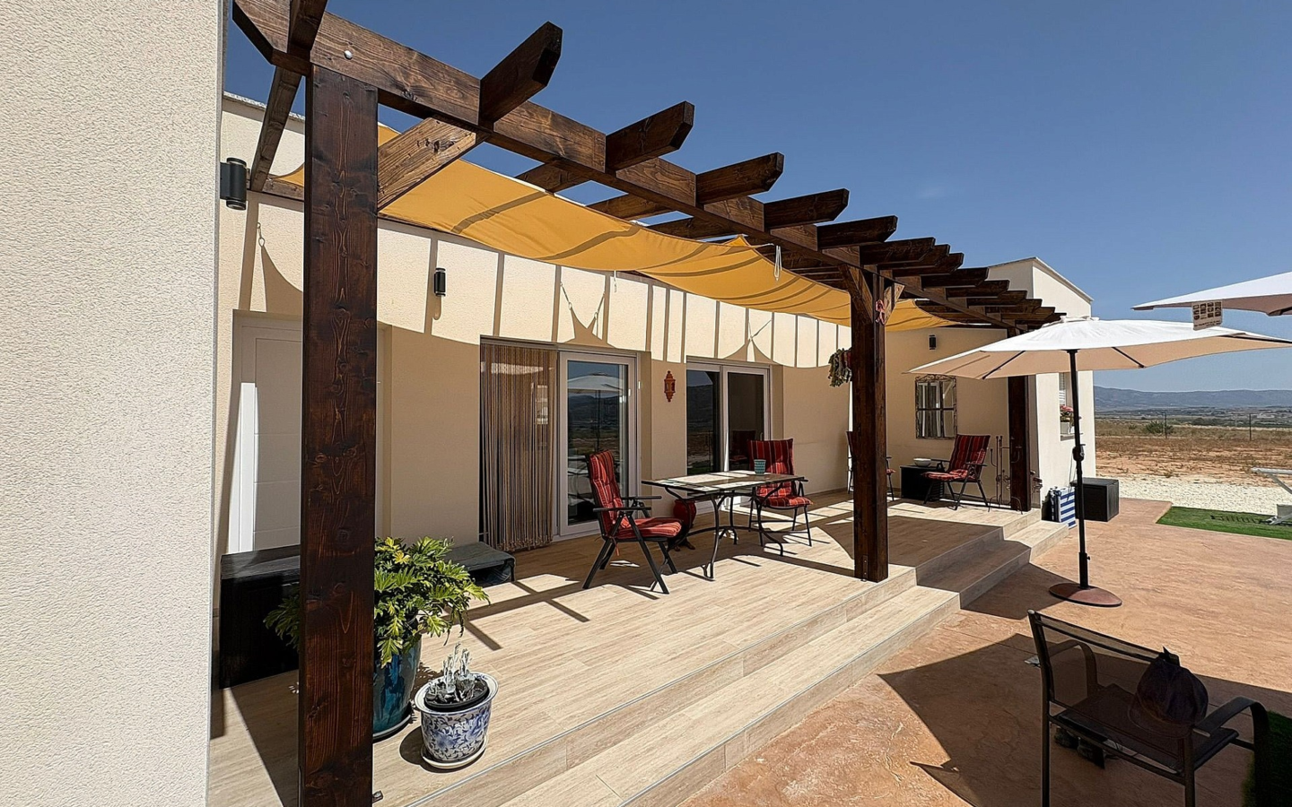 3-bedroom Detached Villa In Pinoso, Spain (115 M²)