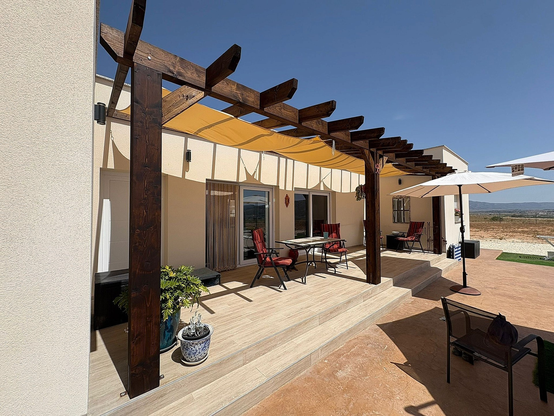 3-bedroom Detached Villa In Pinoso, Spain (115 M²)