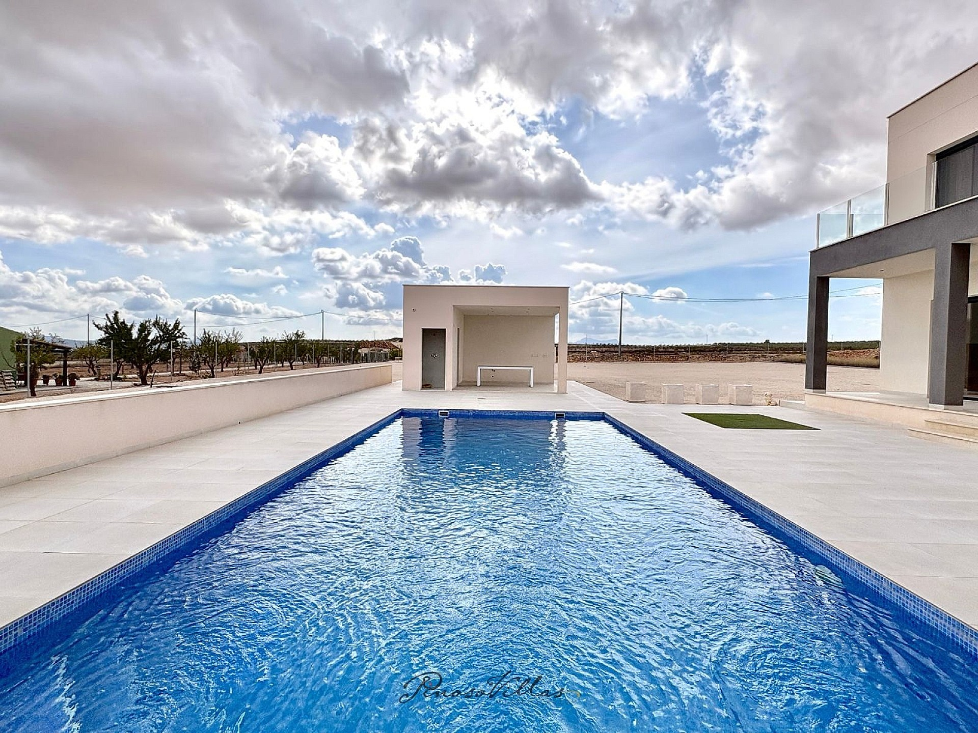 w_fvxdmv80vjfyc6h3d8s0-2e3bf8 3-bedroom Detached Villa In Pinoso, Spain (150 M²)