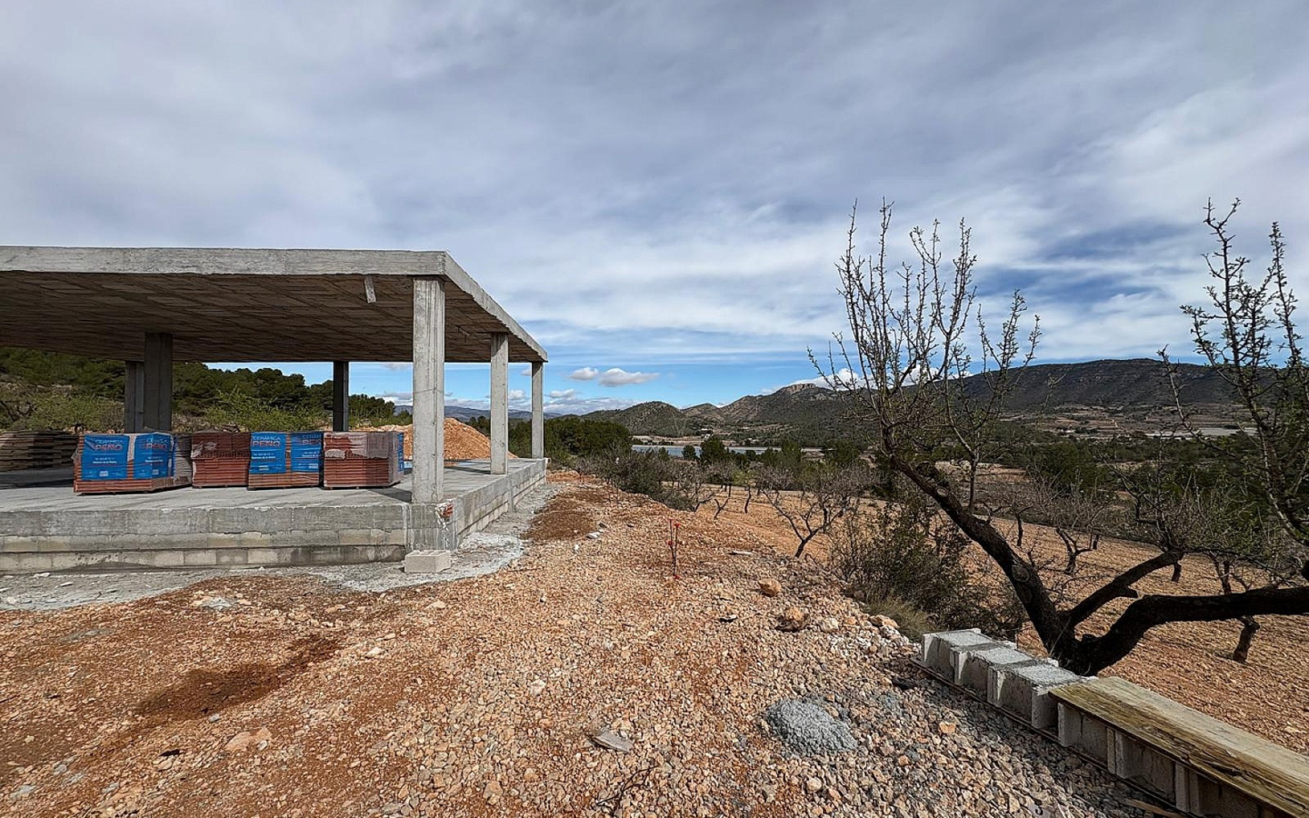 4-bedroom Detached Villa In La Romana, Spain (190 M²)