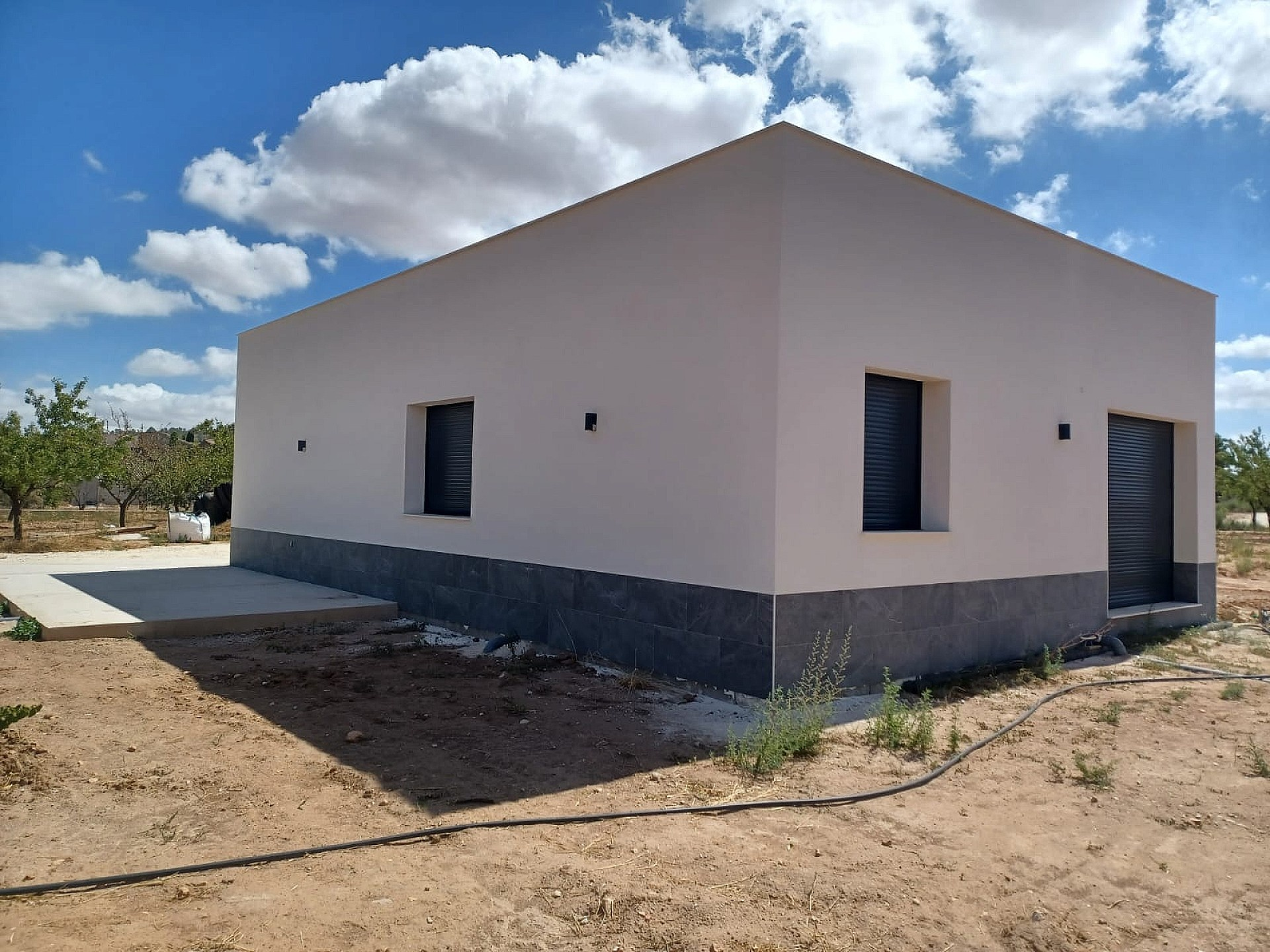 w_gdwgvt5w5vgtxve6arjt-3b264f 1-bedroom Detached Villa In Pinoso, Spain (26.500 M² Plot)