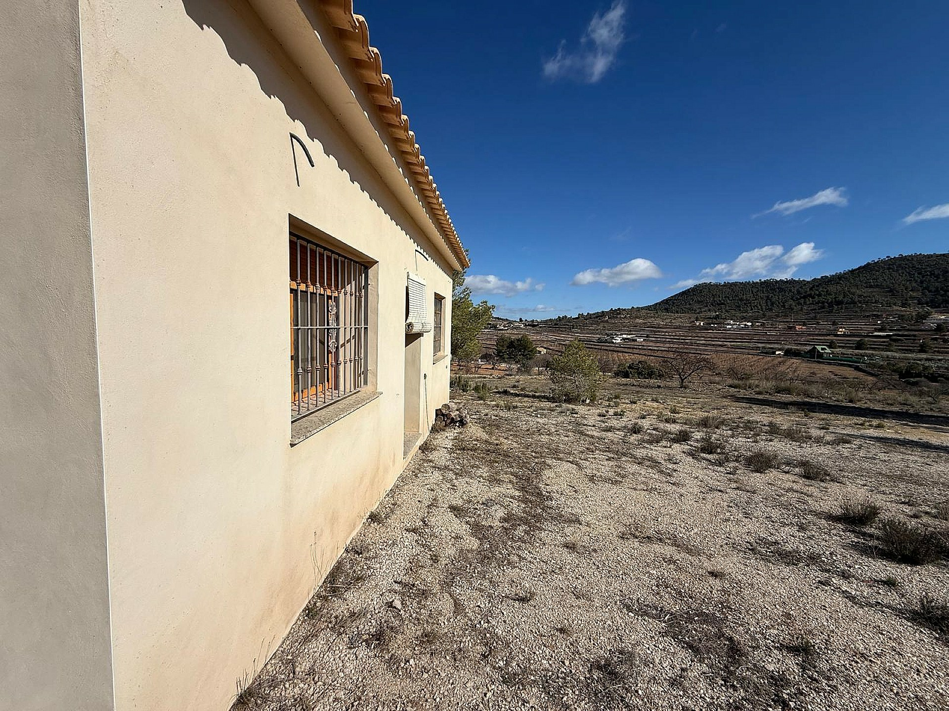2-bedroom Country House In Pinoso, Spain (70 M²)