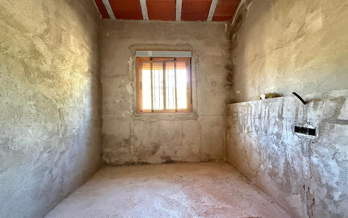 2-bedroom Country House In Pinoso, Spain (70 M²)