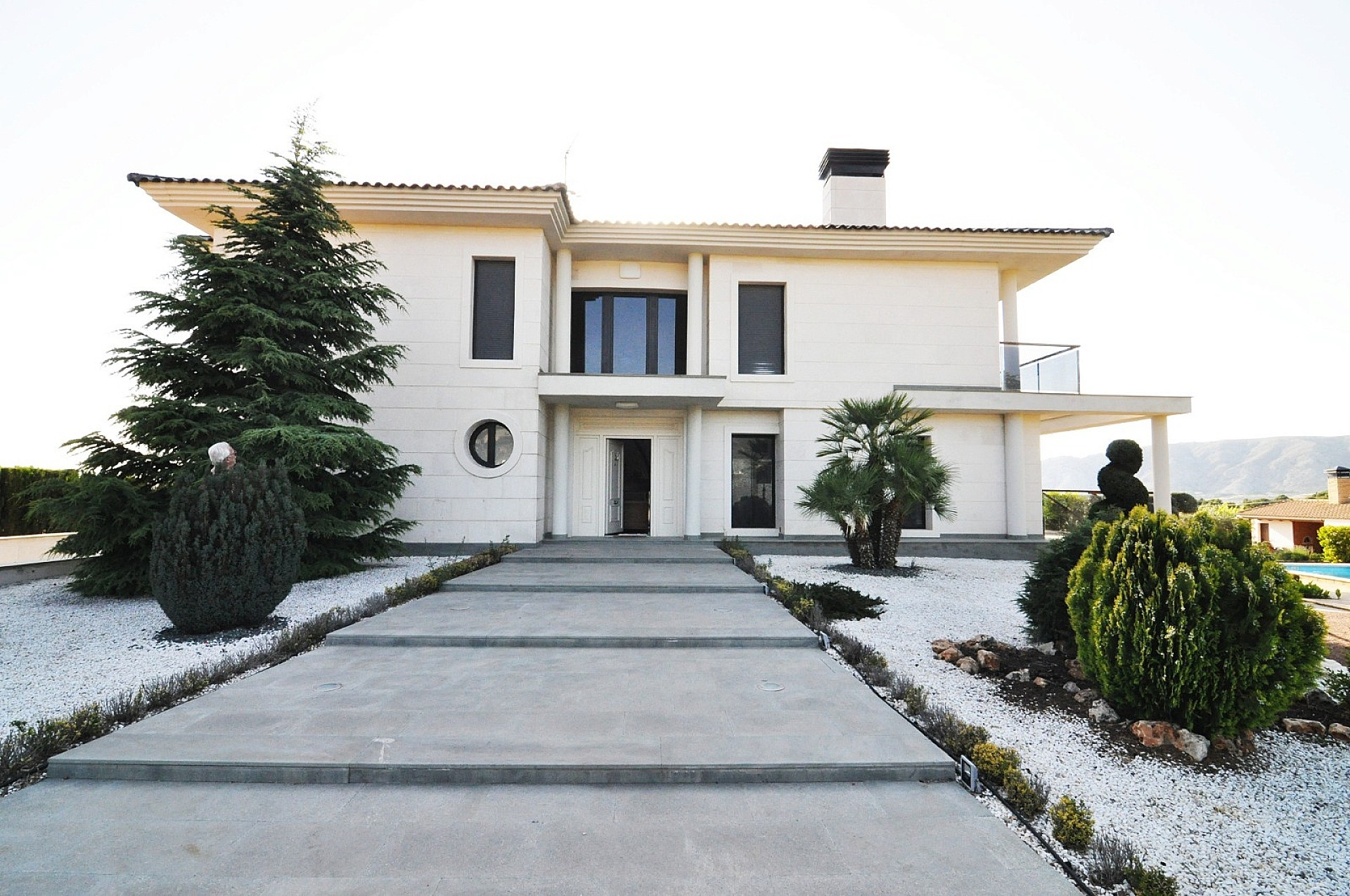 4-bedroom Detached Villa In Villena, Spain (500 M²)