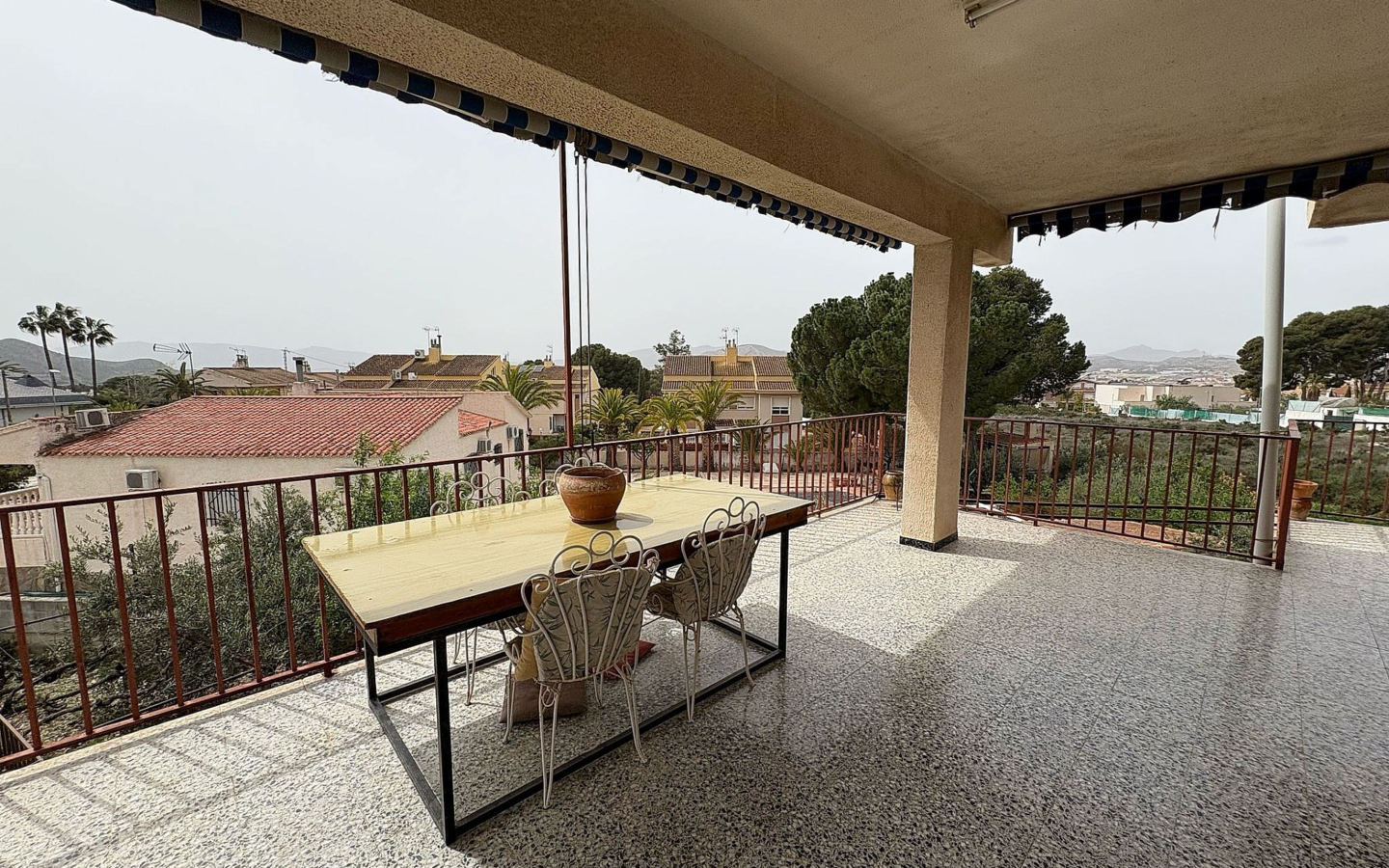 4-bedroom Country House In Petrer, Spain (290 M²)