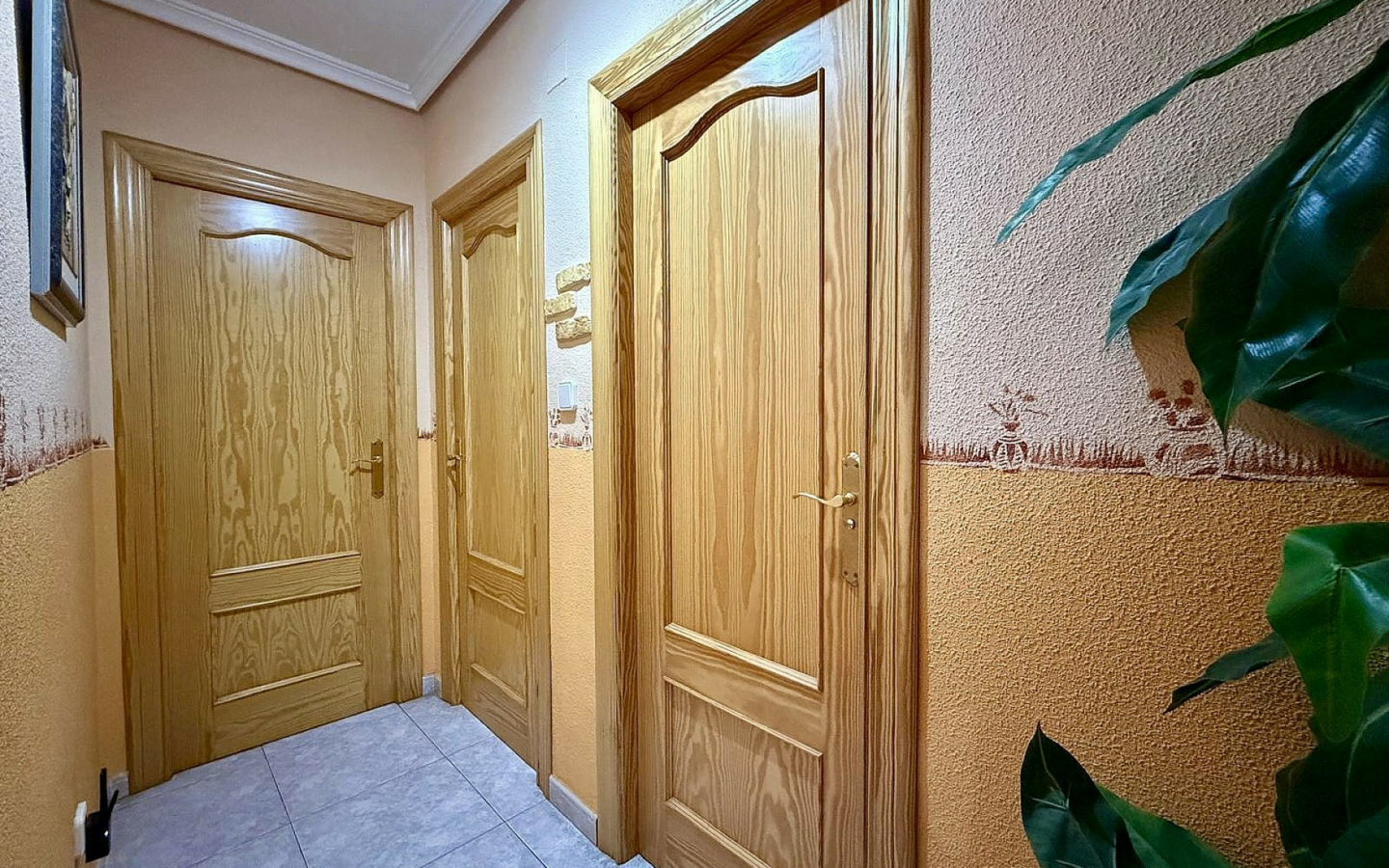 5-bedroom Apartment In Pinoso, Spain (181 M²)