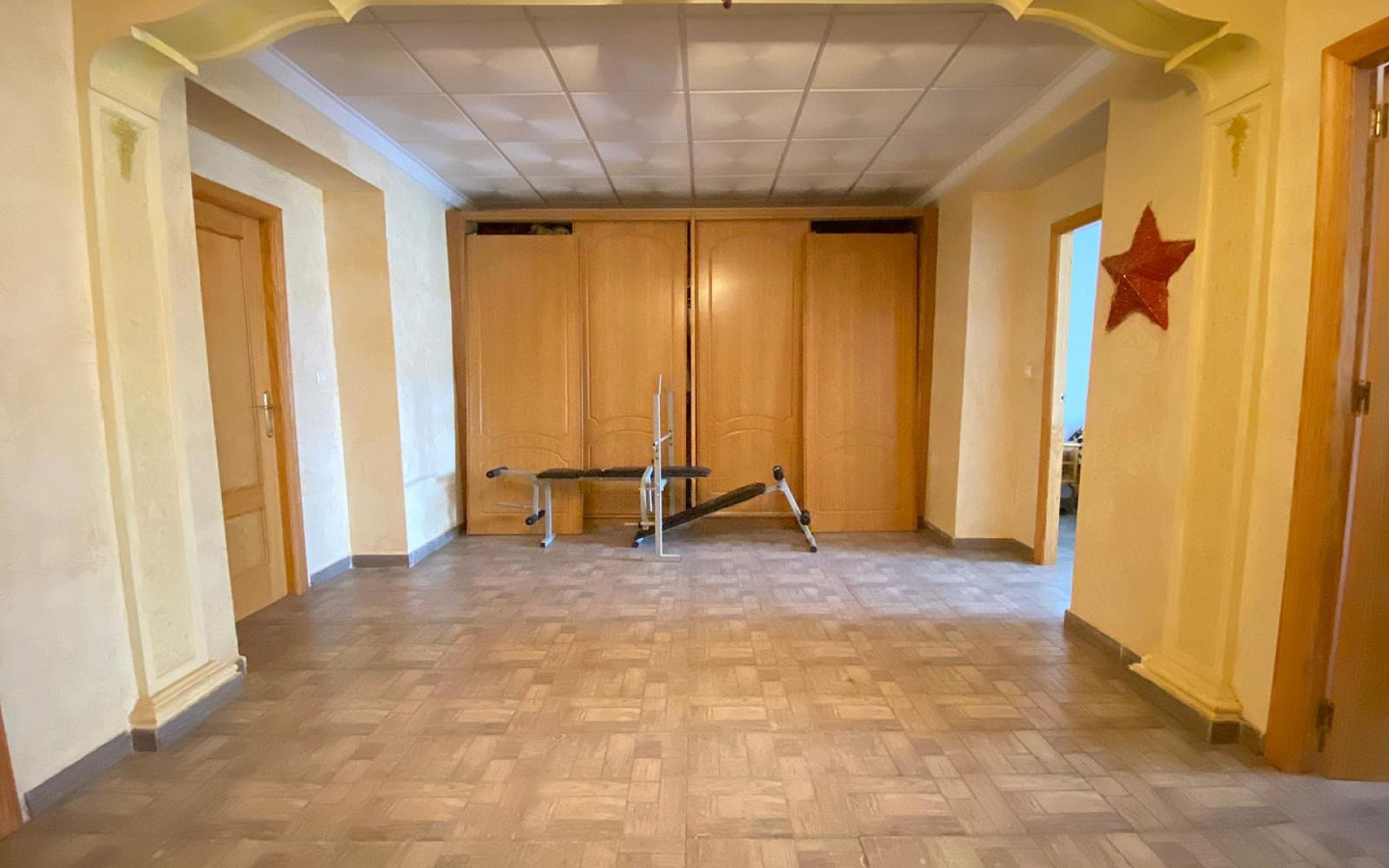 7-bedroom Country House In Pinoso, Spain (460 M²)