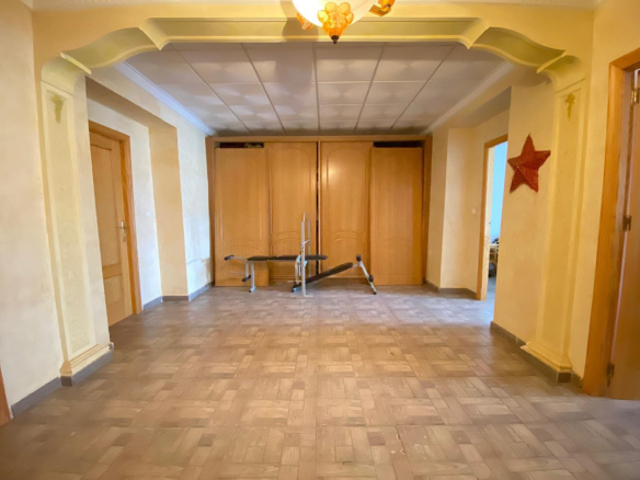 7-bedroom Country House In Pinoso, Spain (460 M²)