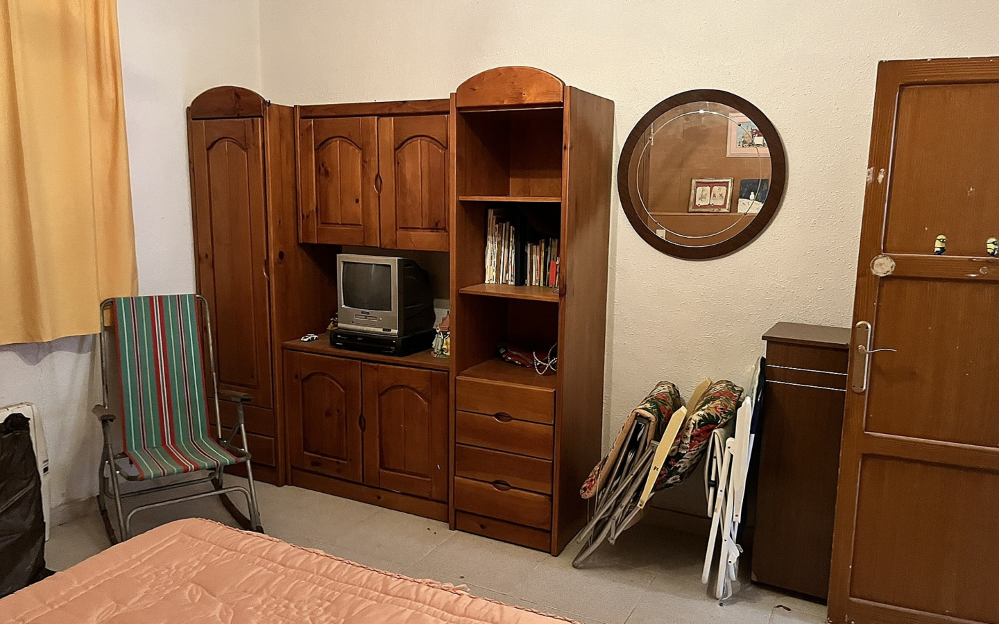 4-bedroom Country House In El Cantón, Spain (138 M²)