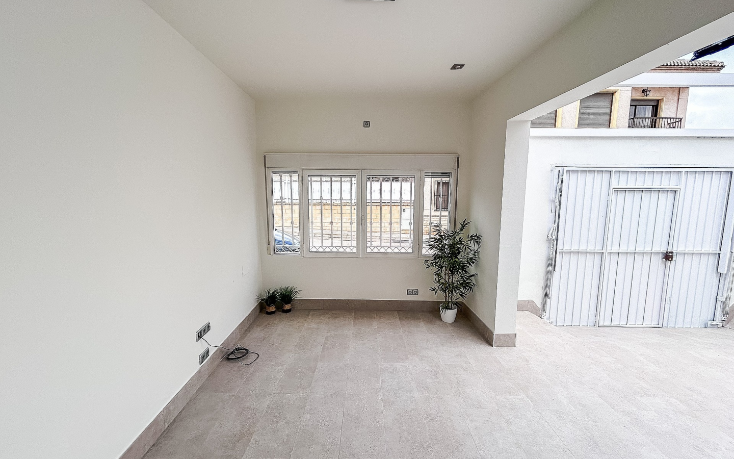 5-bedroom Townhouse In Pinoso, Spain (141 M²)