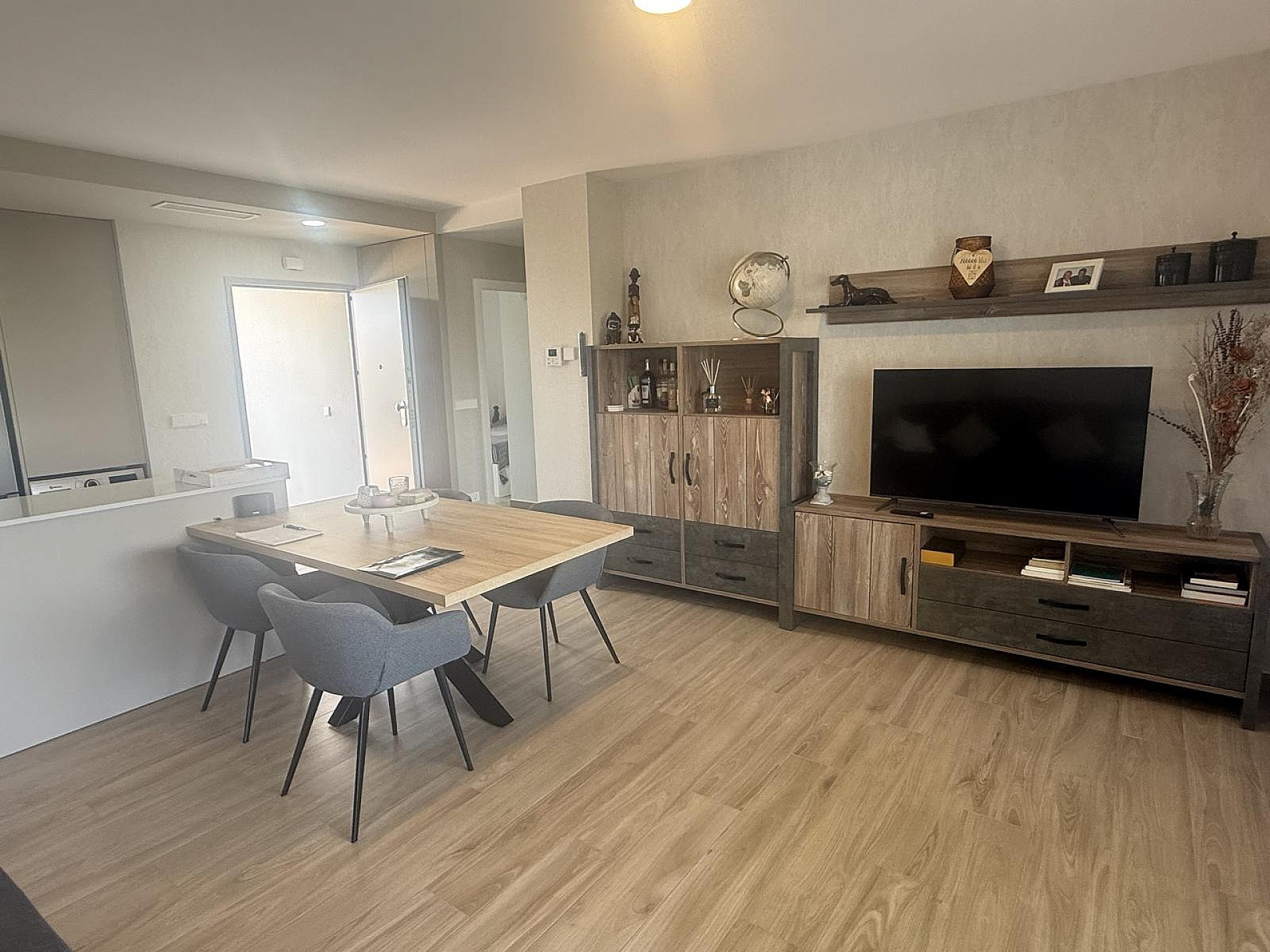 2-bedroom Apartment In Los Montesinos, Spain (180 M²)