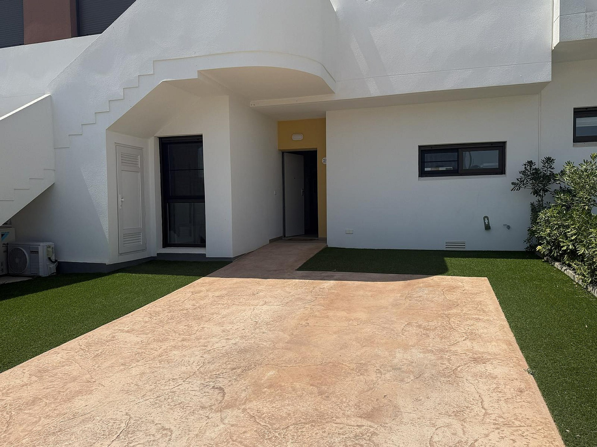 2-bedroom Apartment In Los Montesinos, Spain (180 M²)