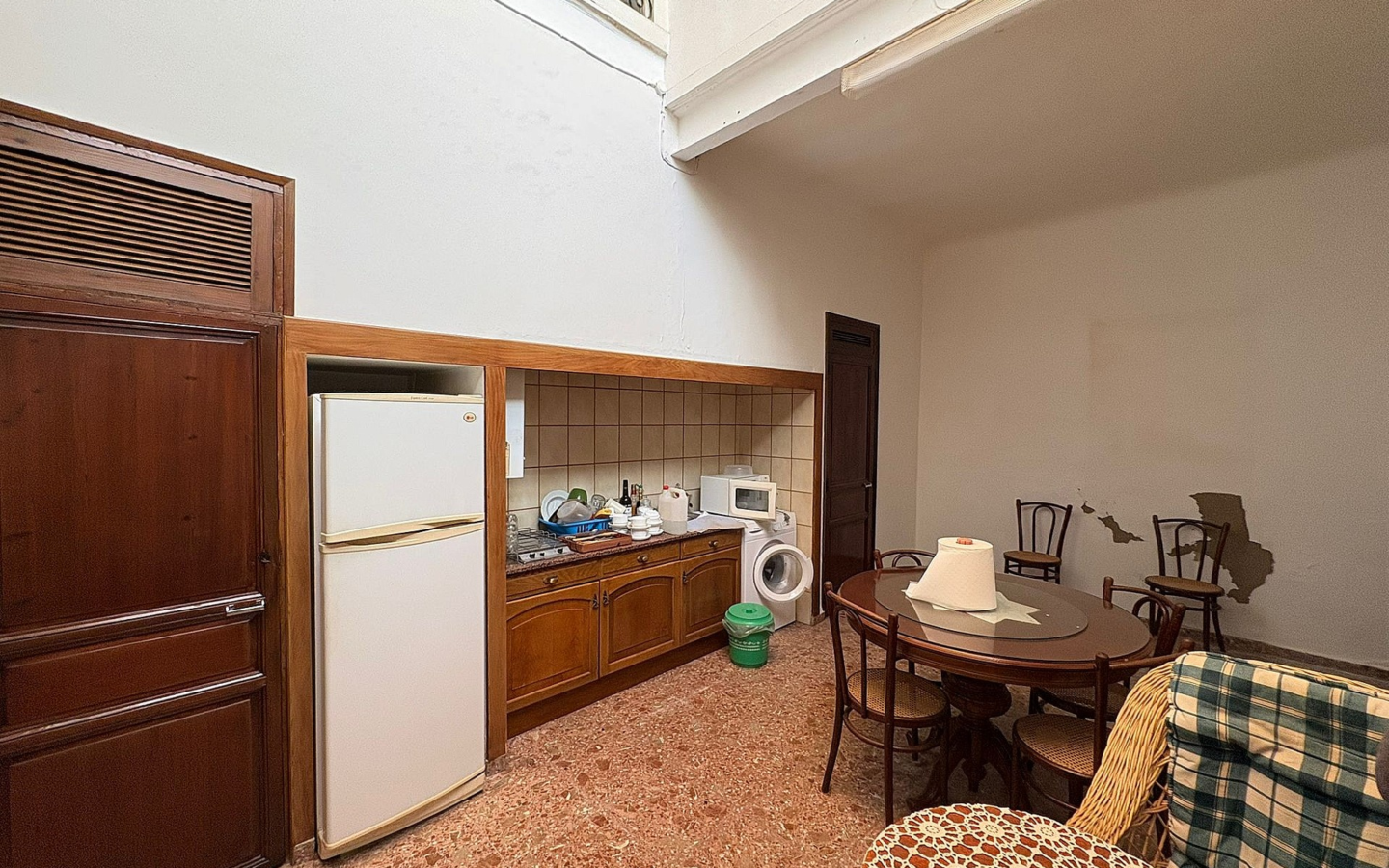 6-bedroom Townhouse In Novelda, Spain (208 M²)