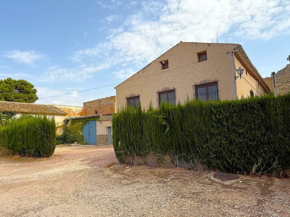 12-bedroom Country House In Pinoso, Spain (600 M²)