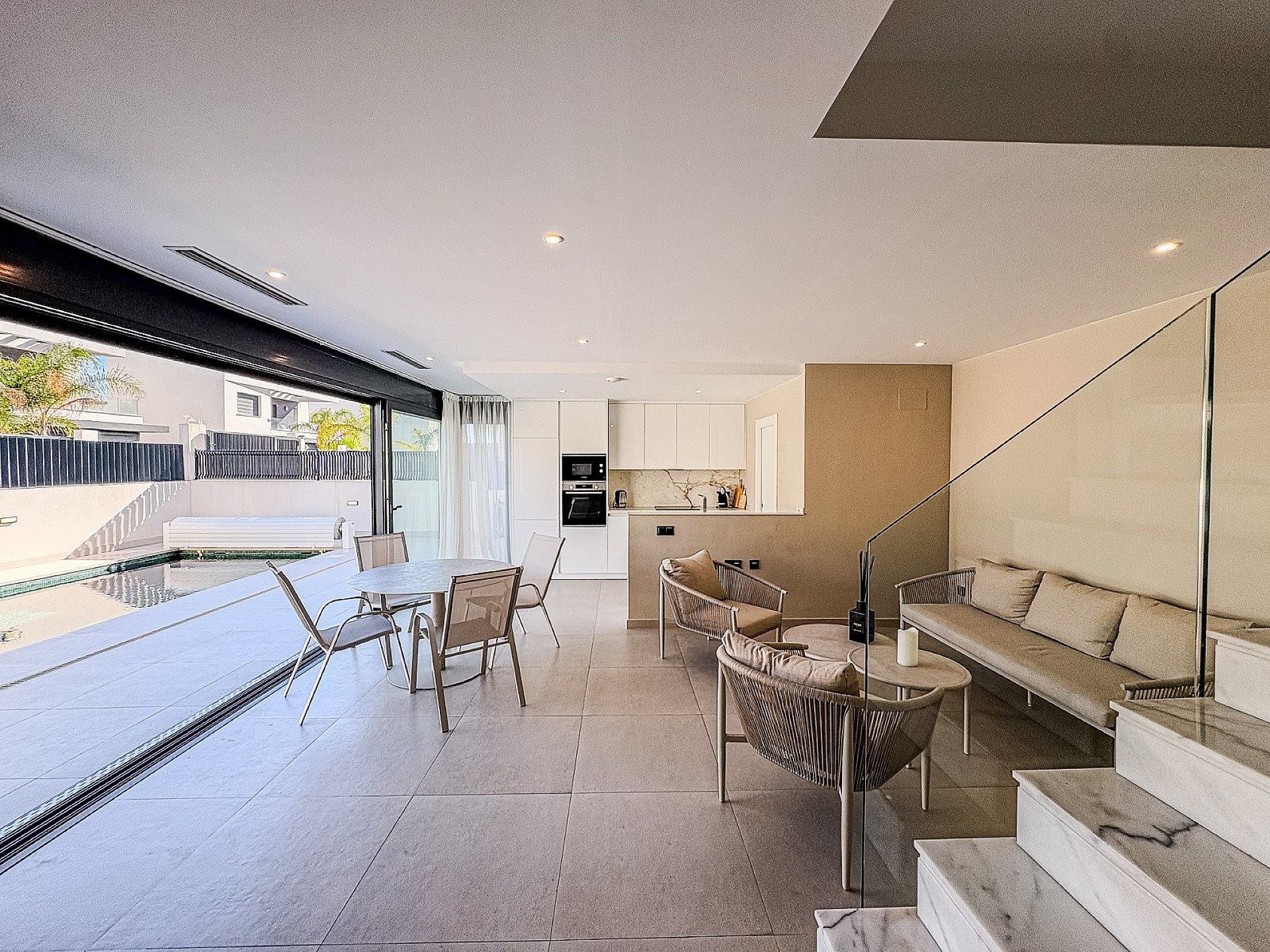 w_jnm77s8nn3i76uyeac8v-d6a74e 5-bedroom Detached Villa In Algorfa, Spain (198 M²)
