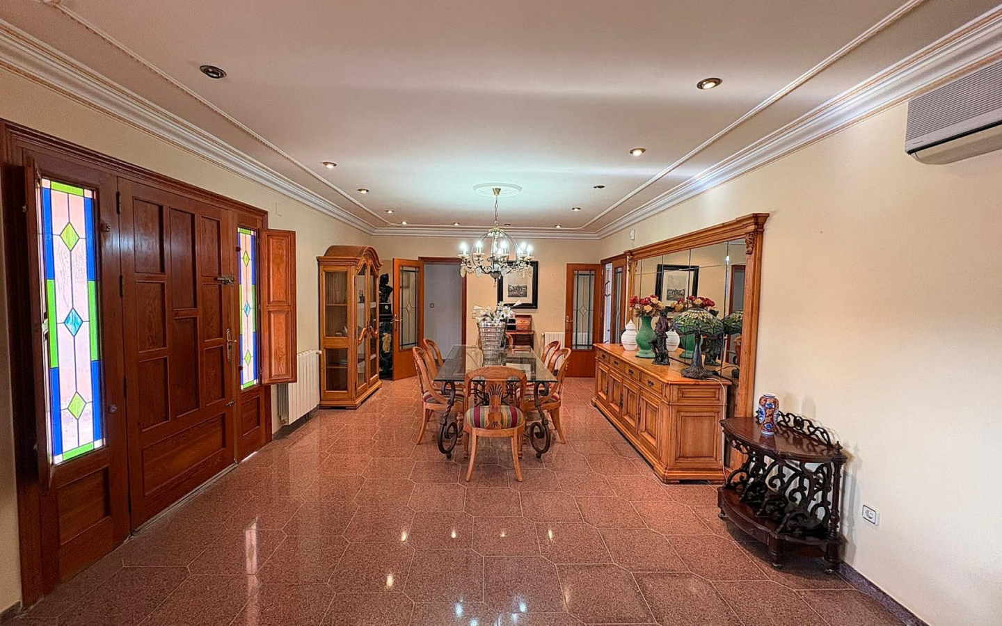 3-bedroom Detached Villa In Sax, Spain (230 M²)