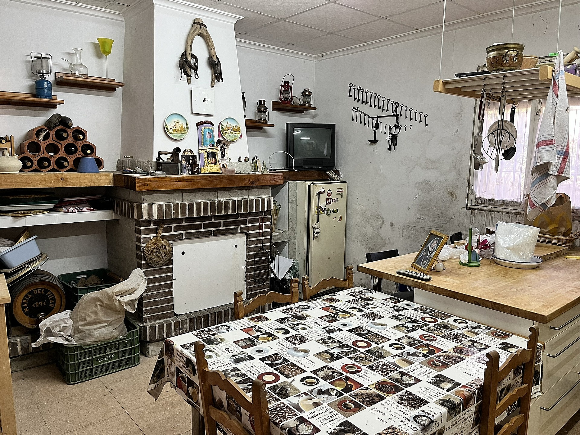 4-bedroom Country House In El Cantón, Spain (138 M²)